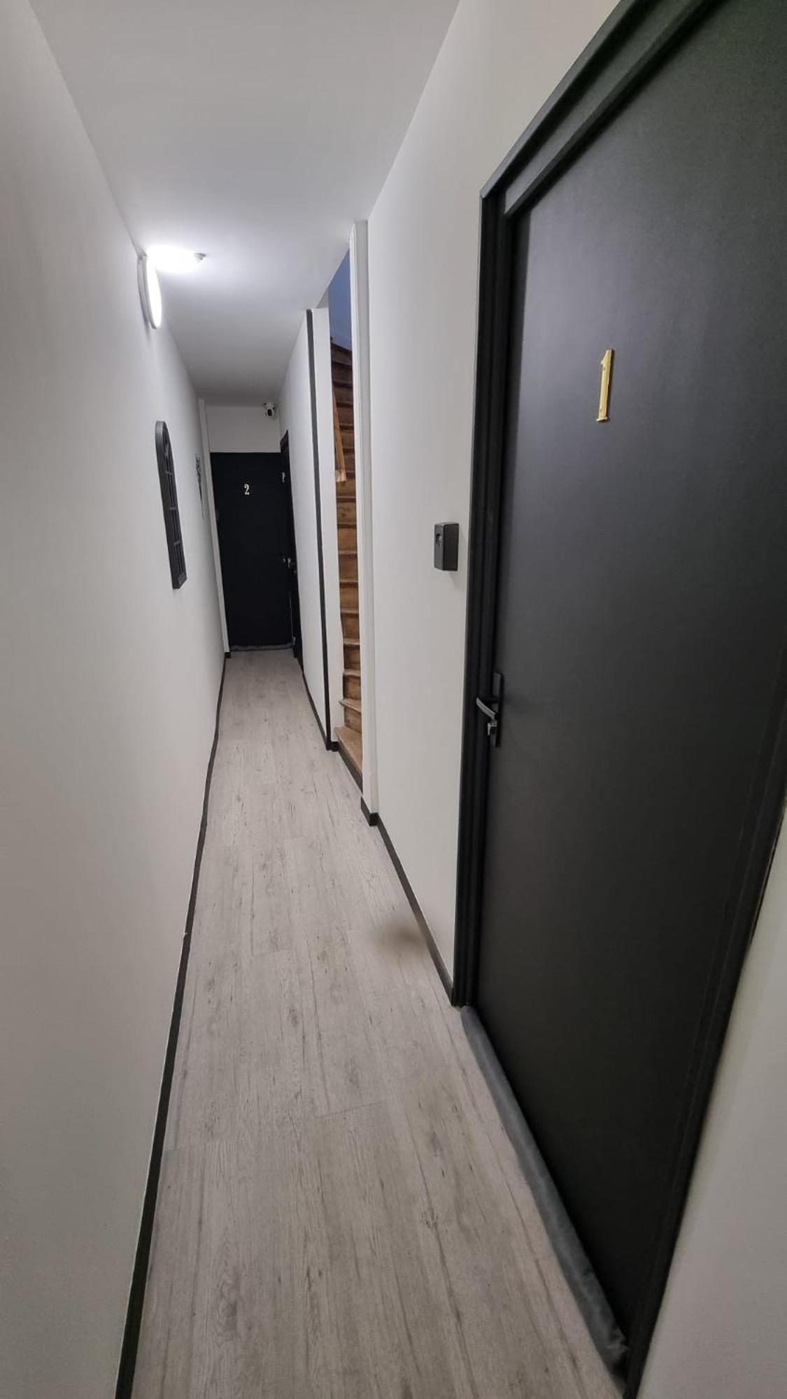 Studio Hibiscus Tout Confort, Renove Saint-Quentin  Buitenkant foto